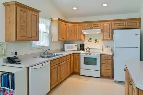 4035 Stoneridge, Jackson, MI 49203 photo 12