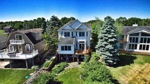 120 Robindale, Brooklyn, MI 49230 photo 32