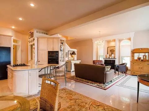 120 Robindale, Brooklyn, MI 49230 photo 8