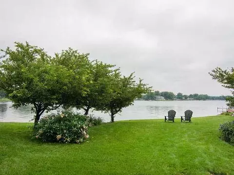 120 Robindale, Brooklyn, MI 49230 photo 2