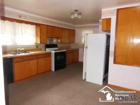 317 E Temperance, Temperance, MI 48182 photo 9