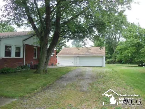 317 E Temperance, Temperance, MI 48182 photo 3