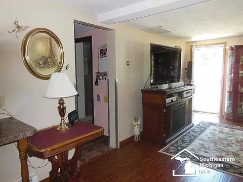7494 Wilfred, Temperance, MI 48182 photo 9