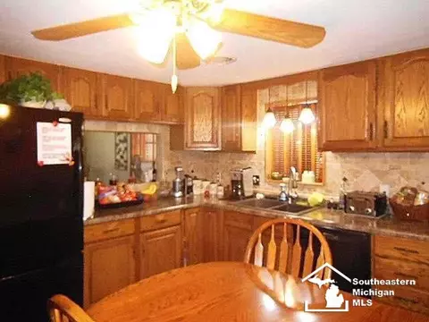 7494 Wilfred, Temperance, MI 48182 photo 14
