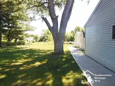 7494 Wilfred, Temperance, MI 48182 photo 5