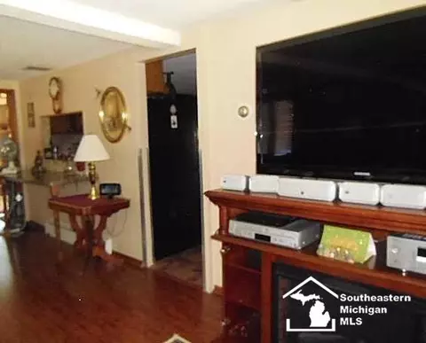 7494 Wilfred, Temperance, MI 48182 photo 10