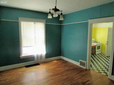 614 Mason St, Flint, MI 48503 photo 5