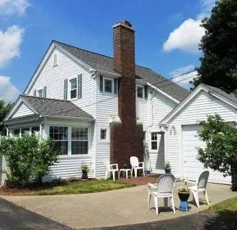 739 Beverly Park, Jackson, MI 49203 photo 3