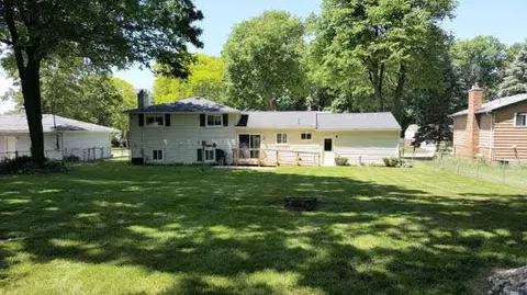 579 Christopher, Jackson, MI 49201 photo 2