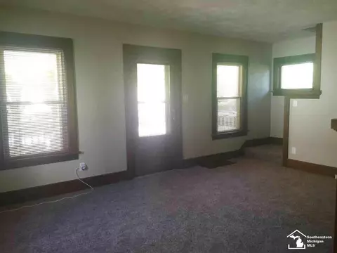 236 E Lorain, Monroe, MI 48162 photo 6