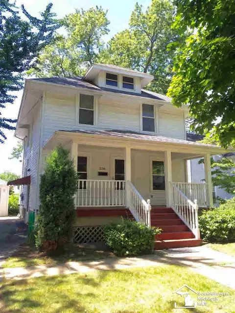 236 E Lorain, Monroe, MI 48162 photo 2