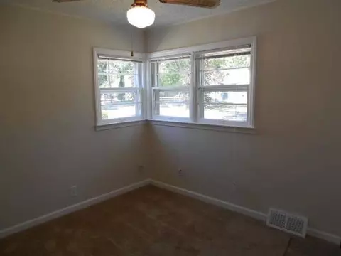 2424 Midday, Jackson, MI 49203 photo 12