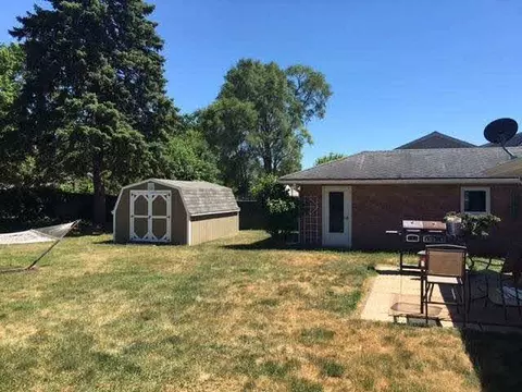 711 Denecourt, Jackson, MI 49202 photo 14