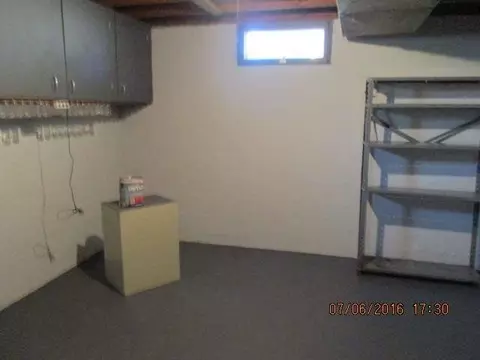 2413 Maple, Jackson, MI 49203 photo 12