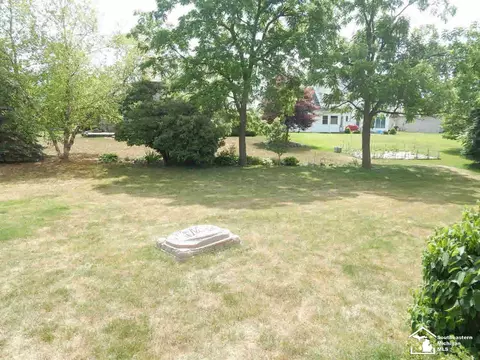 799 Wembley, Monroe, MI 48161 photo 13
