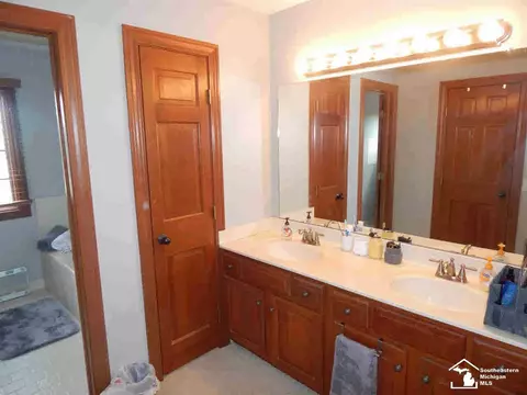 799 Wembley, Monroe, MI 48161 photo 27
