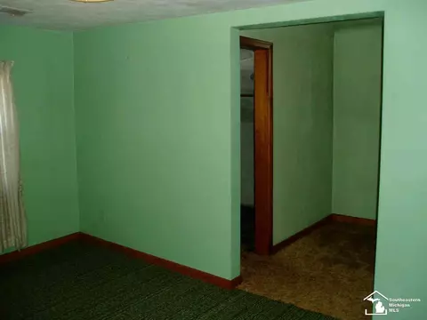691 Substation, Temperance, MI 48182 photo 7