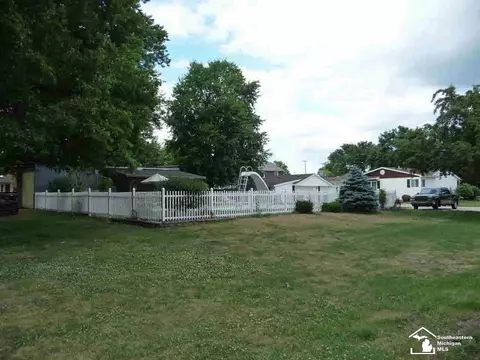 8003 Jackman, Temperance, MI 48182 photo 19