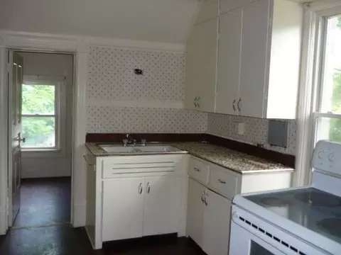 600 Third, Jackson, MI 49203 photo 2
