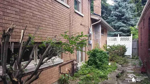 304 Saint Marys, Monroe, MI 48162 photo 2