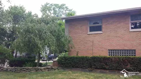 304 Saint Marys, Monroe, MI 48162 photo 3