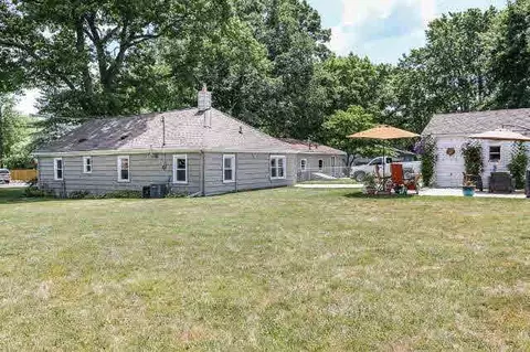 884 Bryant, Jackson, MI 49202 photo 16