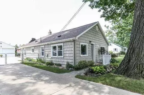 884 Bryant, Jackson, MI 49202 photo 1