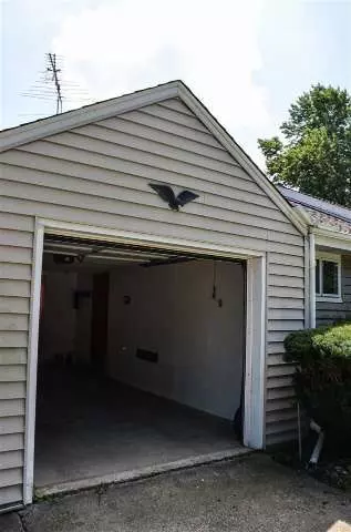 209 Cardinal, Jackson, MI 49202 photo 32