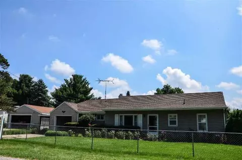 209 Cardinal, Jackson, MI 49202 photo 1