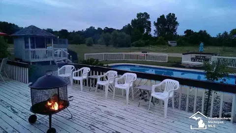 2084 Plank, Dundee, MI 48131 photo 2
