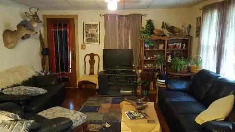146 N Harvey, Jackson, MI 49201 photo 6