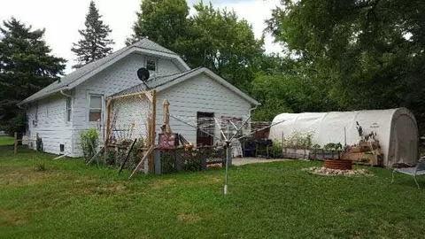 146 N Harvey, Jackson, MI 49201 photo 20