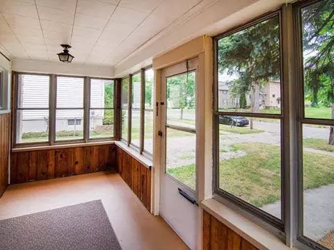 619 Webb, Jackson, MI 49202 photo 28