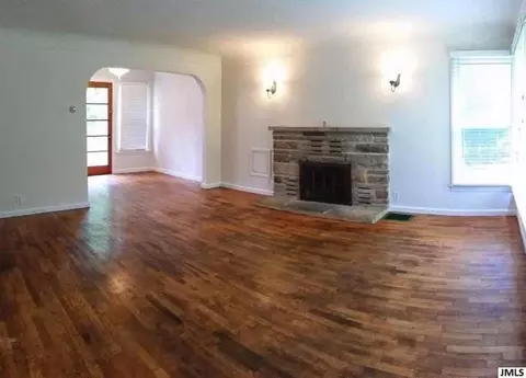6150 Horton, Jackson, MI 49201 photo 2
