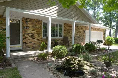 2000 E Kimmel, Jackson, MI 49201 photo 2