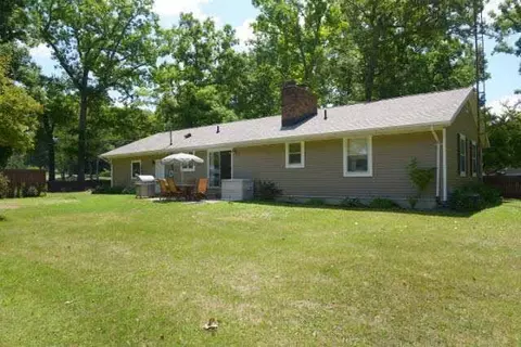 2000 E Kimmel, Jackson, MI 49201 photo 6