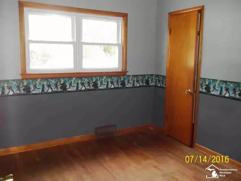 549 Bellestri, Monroe, MI 48161 photo 5