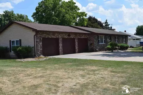 1294 N Roessler, Monroe, MI 48162 photo 3