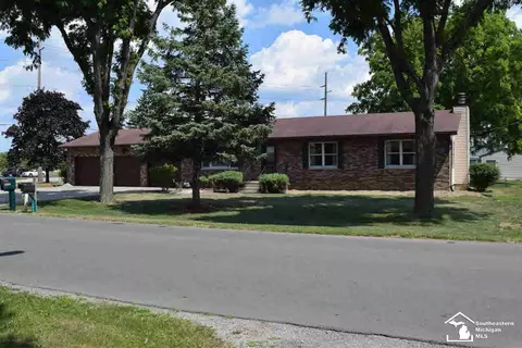 1294 N Roessler, Monroe, MI 48162 photo 1