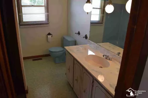 1294 N Roessler, Monroe, MI 48162 photo 11
