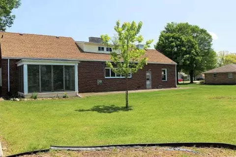 914 S Brown, Jackson, MI 49203 photo 2