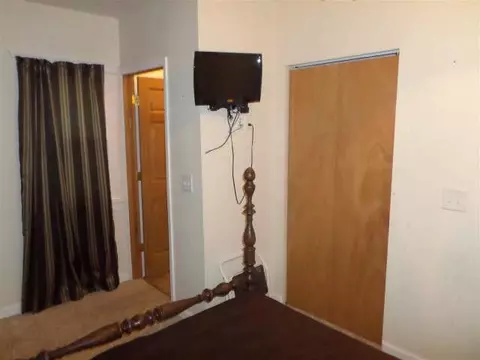812 N Elm, Jackson, MI 49202 photo 12