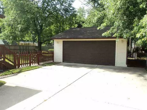 5645 Poplar, Jackson, MI 49201 photo 4