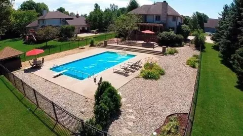 4020 Pine Rdg, Fenton, MI 48430 photo 40