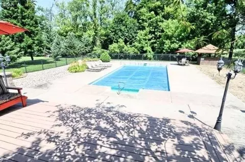 4020 Pine Rdg, Fenton, MI 48430 photo 28