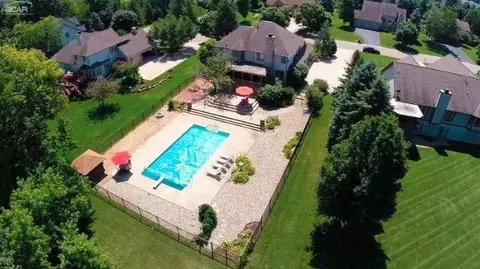 4020 Pine Rdg, Fenton, MI 48430 photo 27