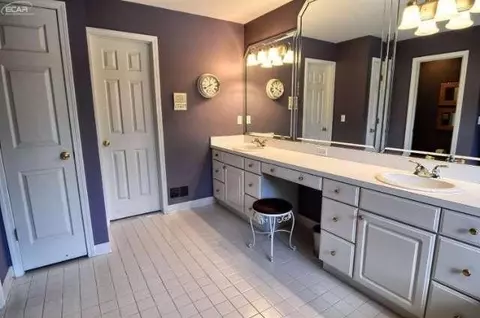 4020 Pine Rdg, Fenton, MI 48430 photo 19