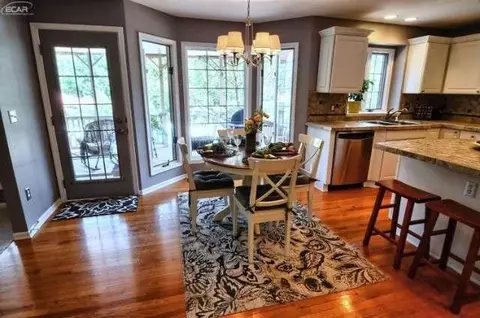 4020 Pine Rdg, Fenton, MI 48430 photo 9