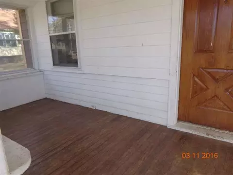 305 E Prospect, Jackson, MI 49203 photo 10