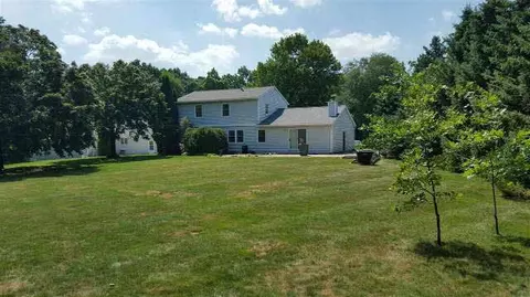 6221 Burning Tree, Jackson, MI 49201 photo 2
